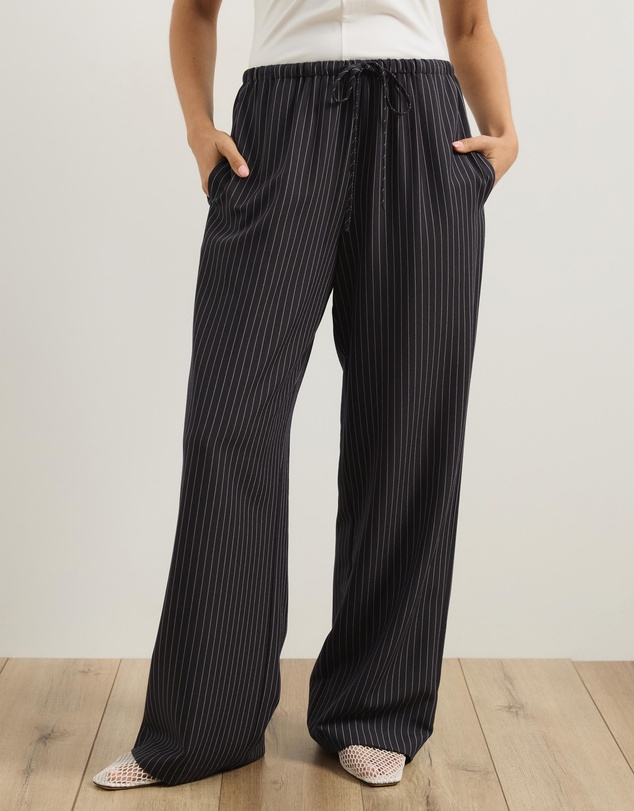 Atmos&Here - Anya Tailored Drawstring Pants