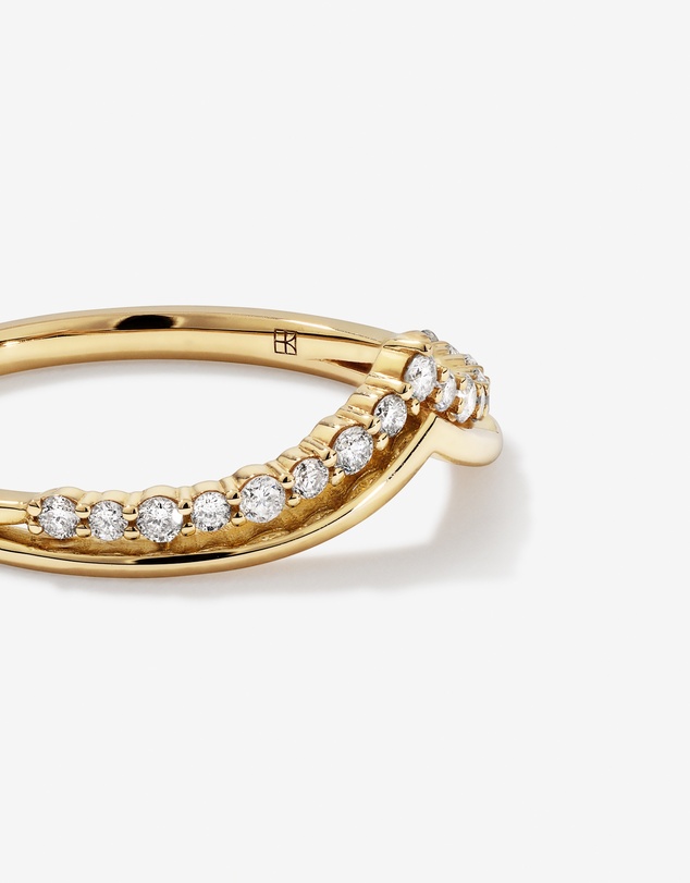 Michael Hill - 0.18 Carat TW Diamond Chevron Wedding Ring in 14kt Yellow Gold
