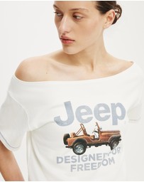 Cotton On - Lcn Off Shoulder Graphic Tee