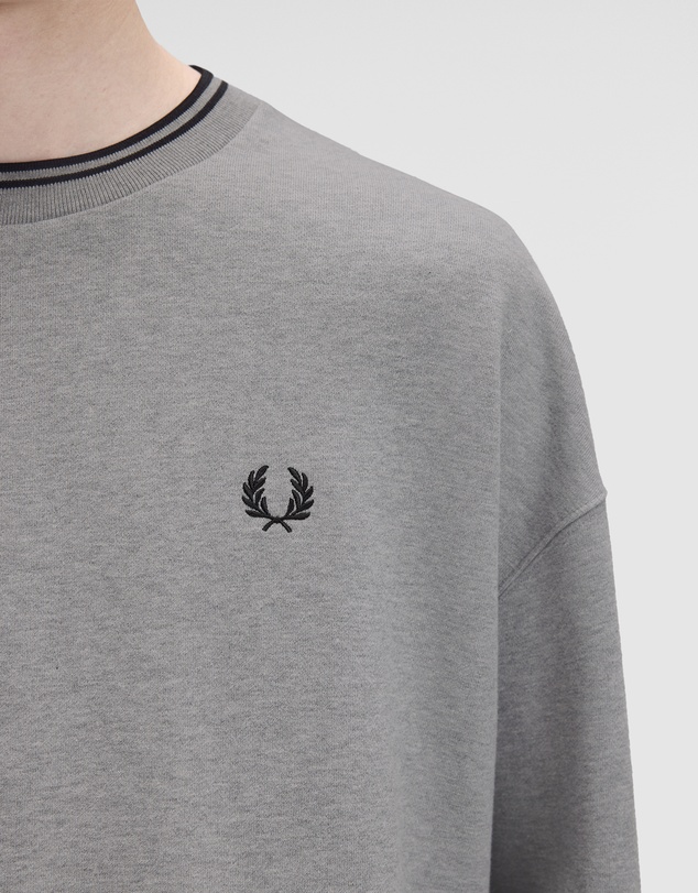 Fred Perry - Oversized Tipped Sweatshirt