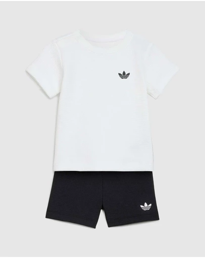 adidas Originals - Regular Waffle Shorts and T-Shirt Set - Babies-Kids
