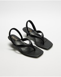Dazie - Frankie Kitten Heel Thongs