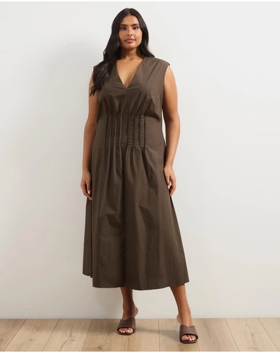 Atmos&Here Curvy - Lara Pintuck Midi Dress