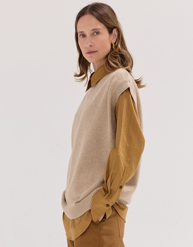 Cloth & Co. - The Crew Neck Vest Brazil Nut