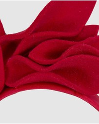 Max Alexander - Felt Red Winter Racing Fascinator