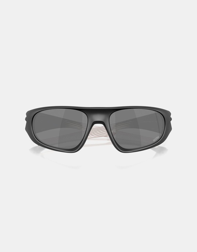 Oakley - Neoforma