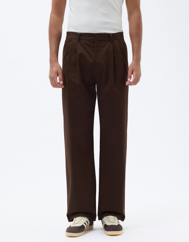 AERE - Relax Leg Pleated Chinos