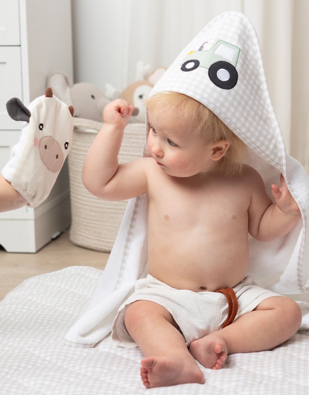 Living Textiles - Organic Bath Mitt - Tractor Ride/Cow