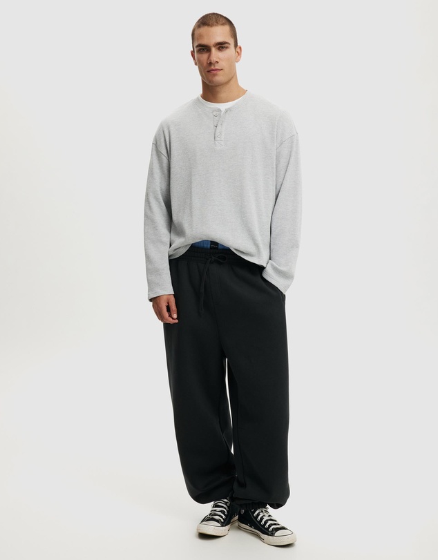 Cotton On - Super Baggy Cuffed Track Pants