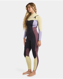 Billabong - Womens 3/2mm Synergy Natural Chest Zip Steamer Wetsuit