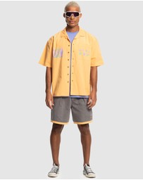 Quiksilver - Quiksilver X Stranger Things Mens The Max Short Sleeve Shirt
