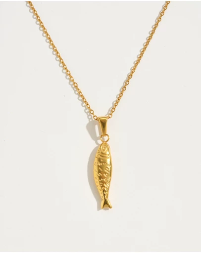 Reliquia - Fish Charm Necklace