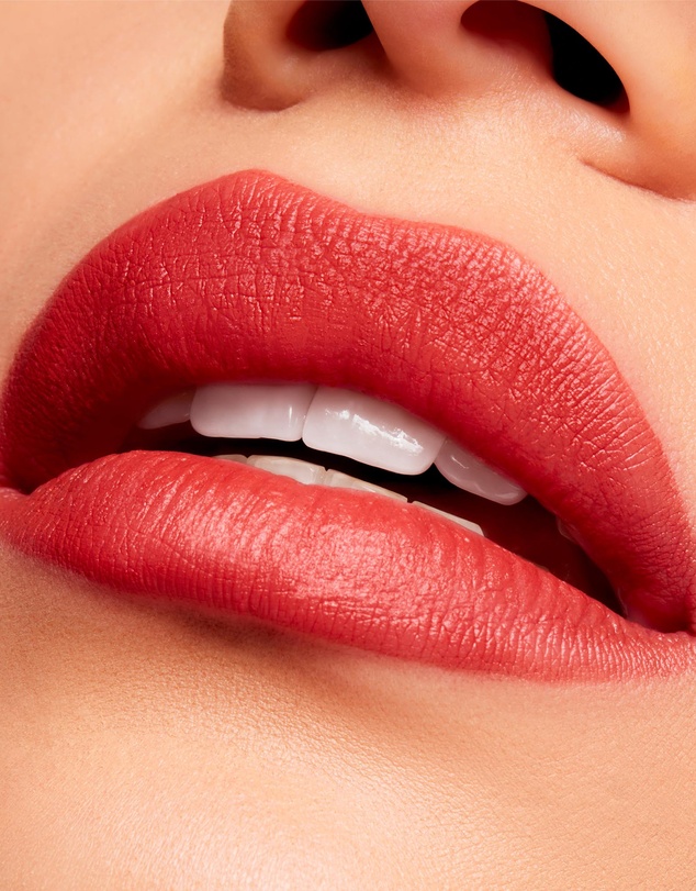 MAC - Velvet Blur Slim Stick Lipstick
