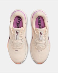Nike - Structure 26 - Women's