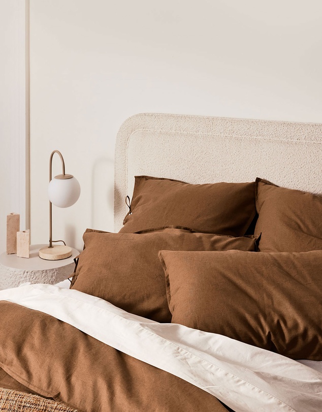 Aura Home - Maison Vintage Standard Pillowcase