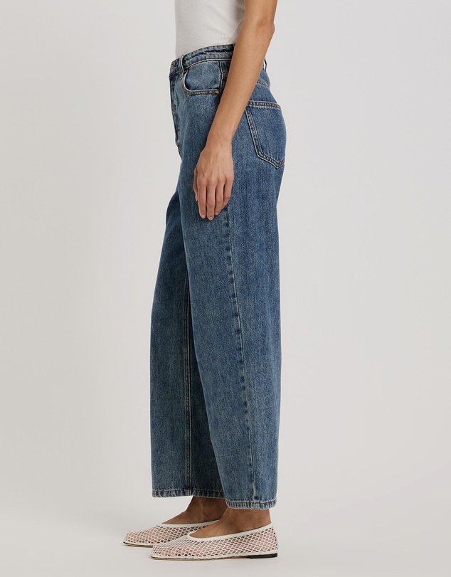 Atmos&Here - Milla Straight Leg Jeans