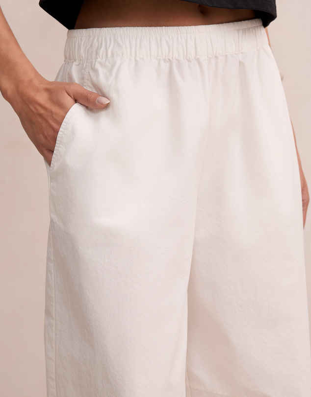 Forever New - Rowan Barrel Leg Pants