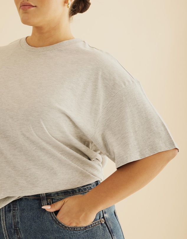 Atmos&Here Curvy - Organic Cotton Boyfriend Tee