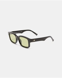 Le Specs - Recarmito