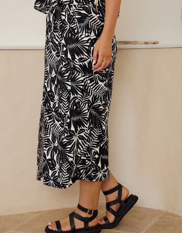 Esther & Co - Carah Skirt - Print