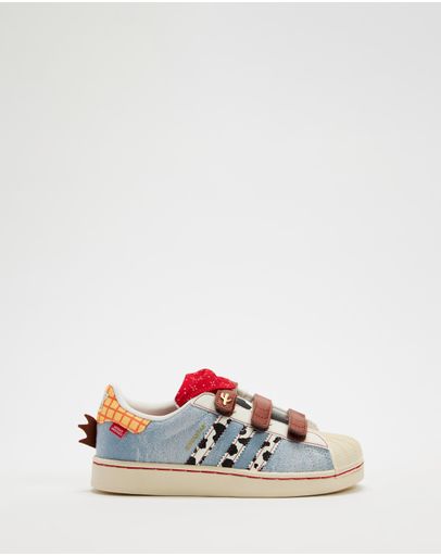 Halo Blue, Off White & Cream White
