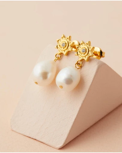 Carly Paiker - Sunrider Pebble Pearl Stud Earrings