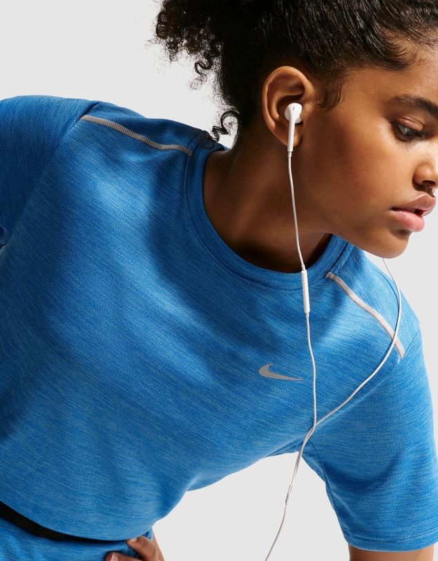 Nike - Dri-FIT Miler Short-Sleeve Top - Teens