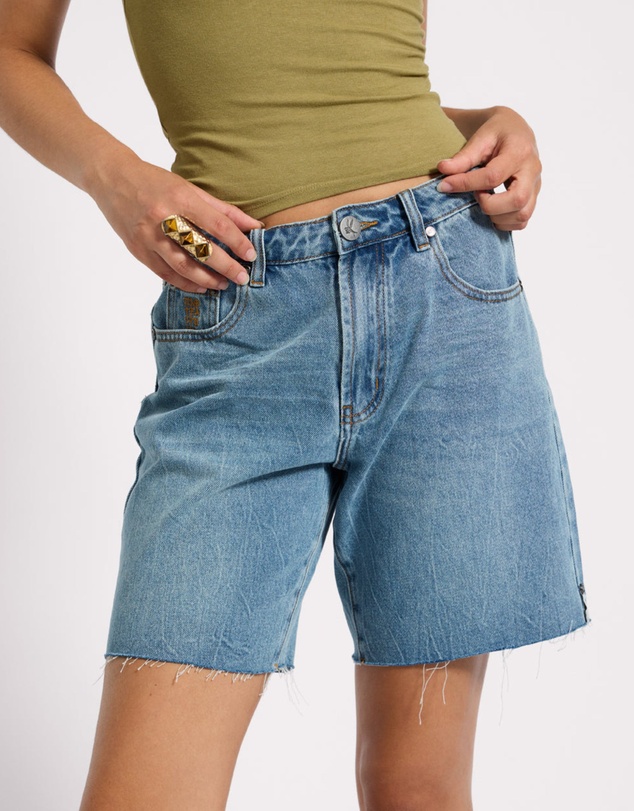 ONE TEASPOON - Jacksons Mid Waist Wide Leg Denim Shorts - Blue Crush