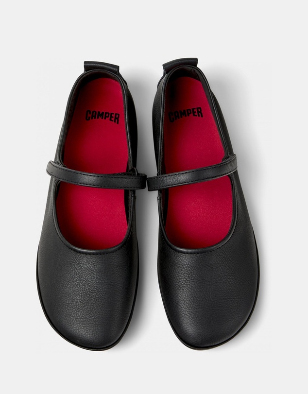 Camper - Right Nina