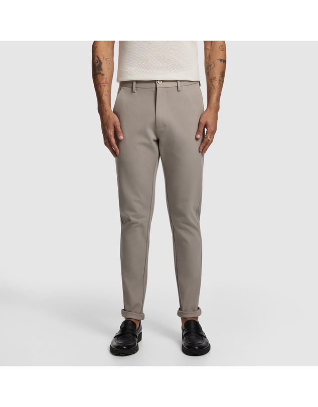 yd. - Energy Hyper Stretch Skinny Chino
