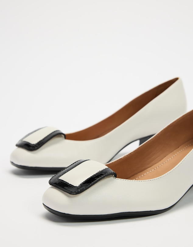 Nina Armando - Marta Heels