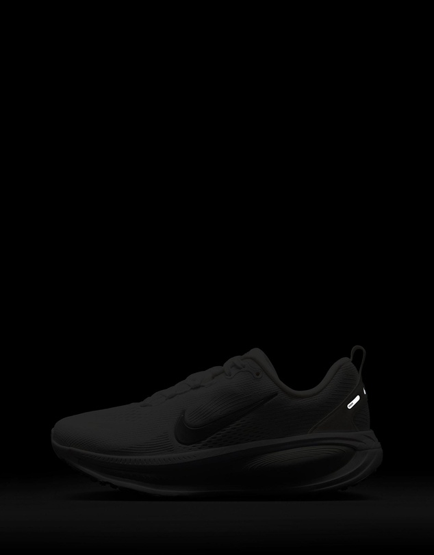 Nike - Vomero 18 - Women's