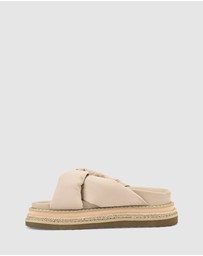 Verali - Thames Flatform Slides
