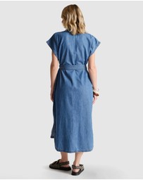 Decjuba - D-Luxe Denim Maxi Dress