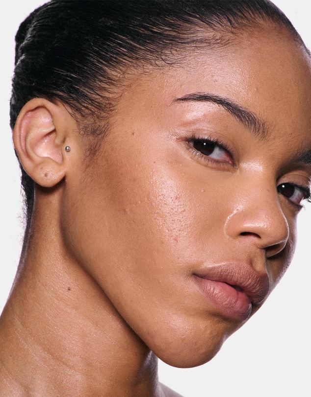 MAC - Skinfinish Lightstruck Liquid Highlighter