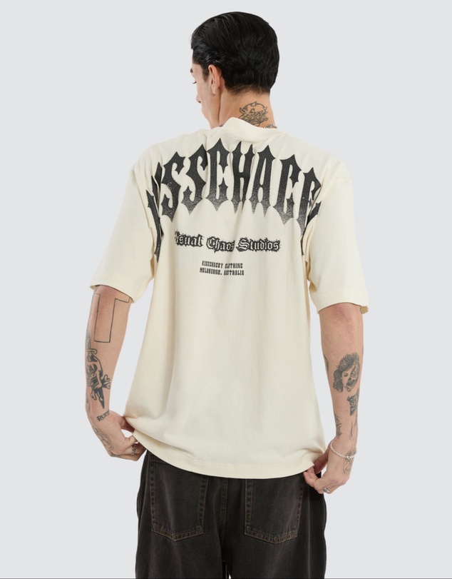 Kiss Chacey - Manor Oversized Tee