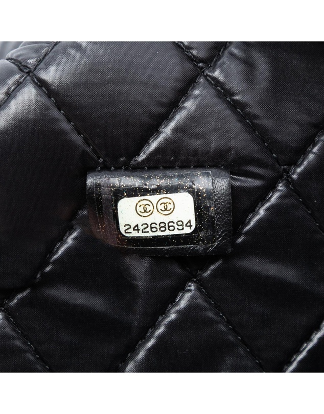Pre-Loved by Azura Reborn - Pre-Loved Large CC Bicolor Quilted Lambskin Clutch