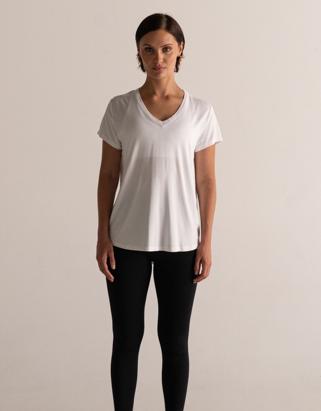 HyperLuxe The Label - V Neck Shirt