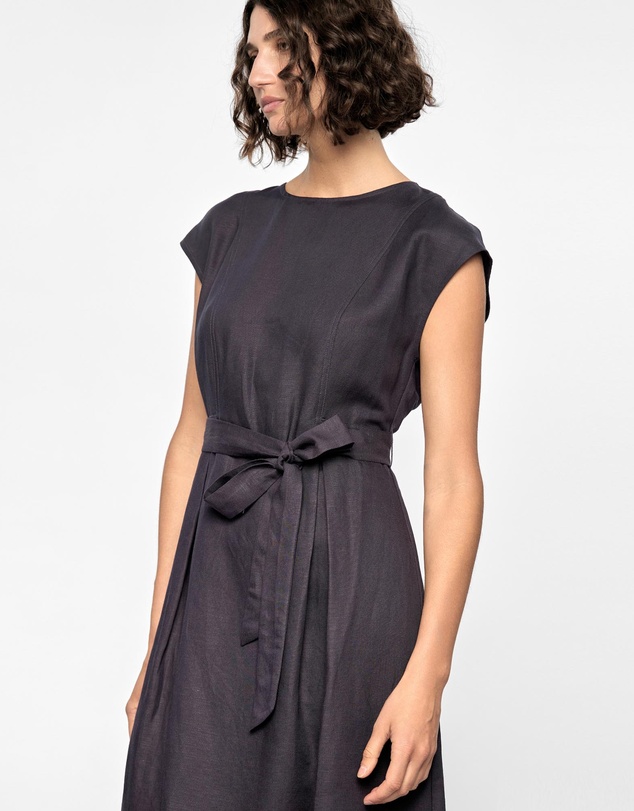 Staple the Label - Rhea Midi Dress