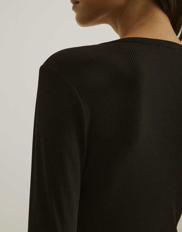 Atmos&Here - Long Sleeve V-Neck Tee