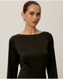 Tussah - Bec Long Sleeve Satin Maxi Dress