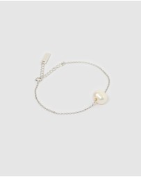Izoa - Coral Bracelet