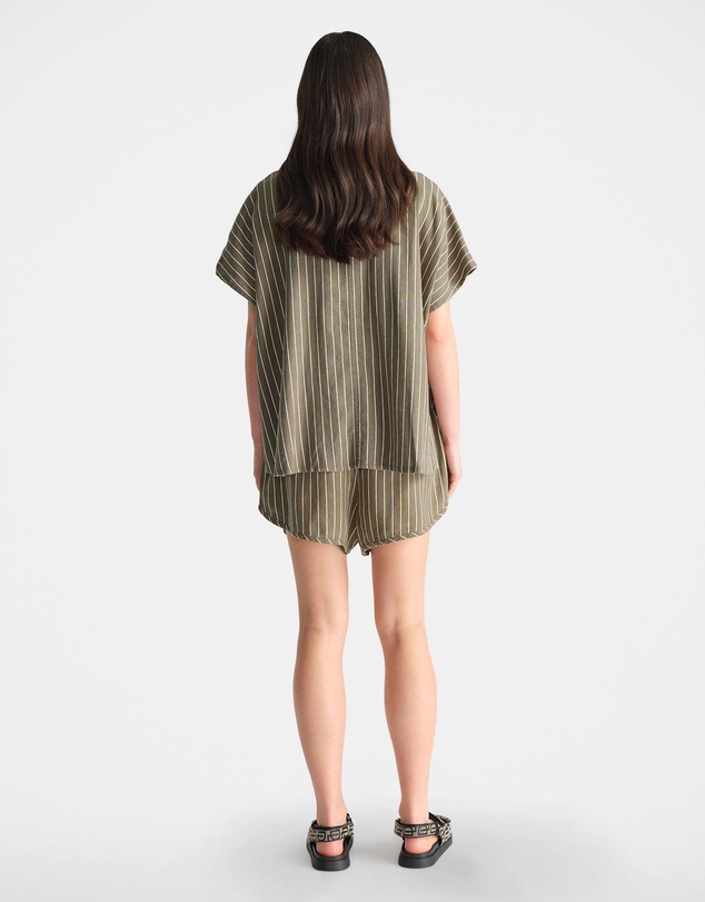 Decjuba - D-Luxe Linen Blend Curved Shorts