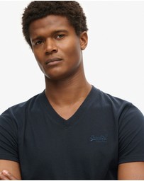 Superdry - Essential Logo Embroidered Vee Slim Fit Tee