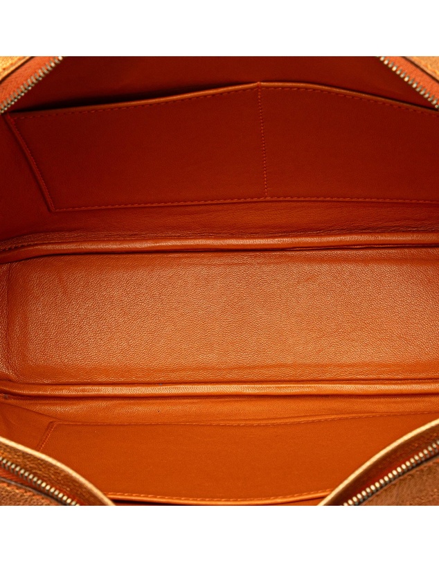 Pre-Loved by Azura Reborn - Pre-Loved hermes Elegant Carryall Handbag with Comfortable Handles and Secure Zipper Closure
