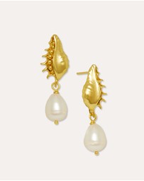 Ottoman Hands - Kai Seashell Pearl Drop Stud Earrings