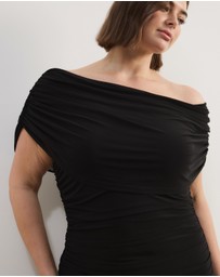 Atmos&Here Curvy - Bonnie Off Shoulder Mesh Maxi Dress