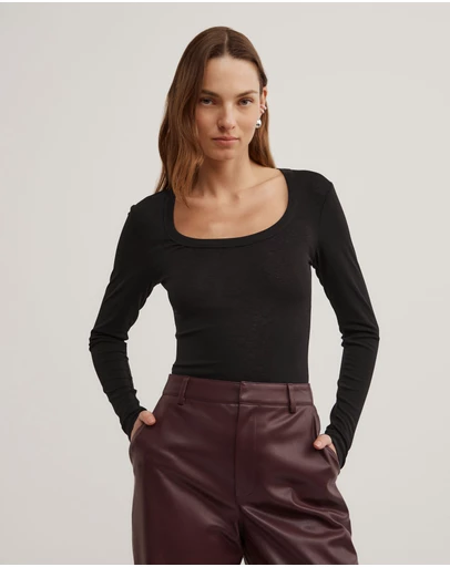 Witchery - Scoop Neck Long Sleeve Top