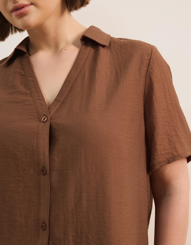 Atmos&Here Curvy - Josie Linen Blend Short Sleeve Shirt