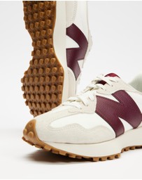 New Balance - 327 Standard Fit - Women's